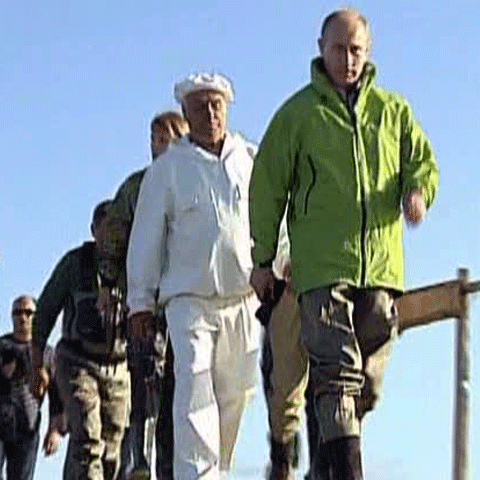 Imaginile cu Putin şi balena Daşa au făcut înconjurul lumii