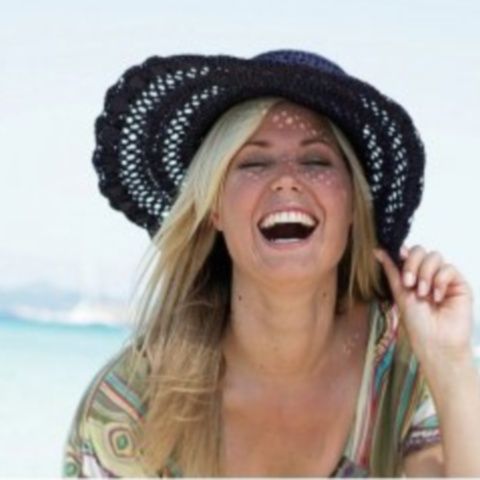 Vreme perfectă de vacanţă la mare, ploi şi grindină la munte