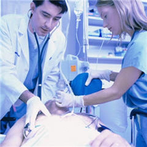 Spitalele de urgenţă din Bucureşti vor trece în subordinea municipalităţii în septembrie