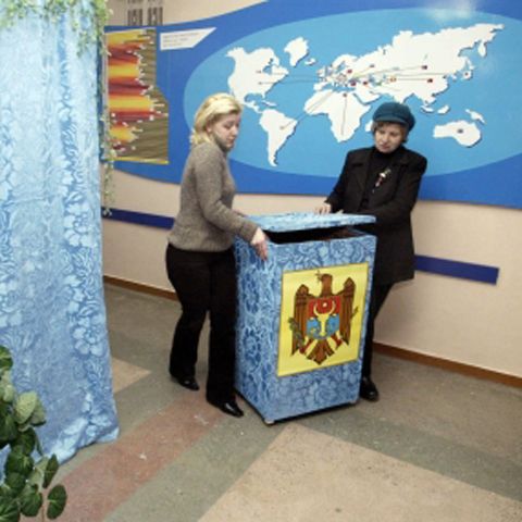 Comisia Electorală Centrală a validat rezultatele alegerilor din Republica Moldova