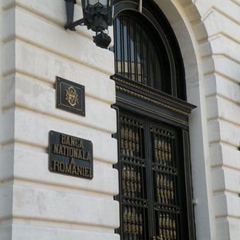 Indicatorii financiari externi ai României s-au îmbunătăţit semnificativ