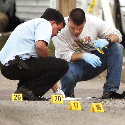 Un atac armat a avut loc la o sală de fitness din SUA: cinci oameni au murit, 15 au fost răniţi