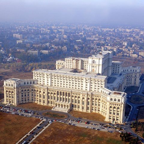 Palatul Parlamentului şi Centrala de la Cernavodă sunt cele mai sigure clădiri din România, din punct de vedere seismologic
