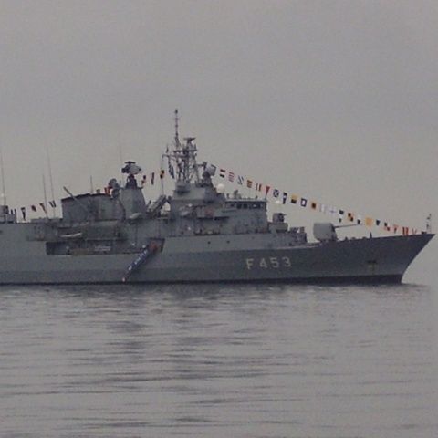 A doua etapă de modernizare a fregatelor ar trebui începută în două luni