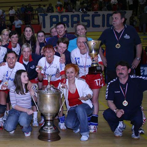 Handbal: Podravka renunţă la straniere şi reduce salariile celorlalte jucătoare din cauza crizei