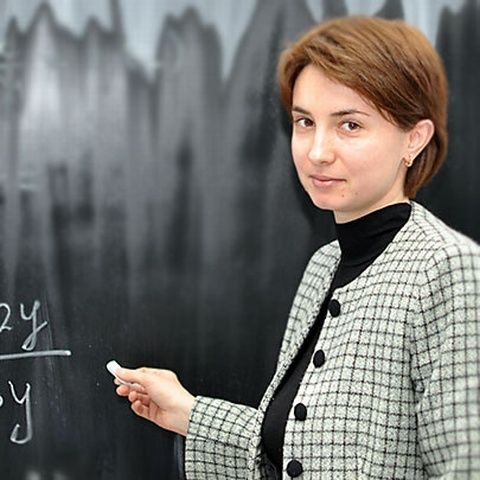 Persoanele căsătorite nu vor mai putea ocupa funcţii de conducere în aceeaşi universitate