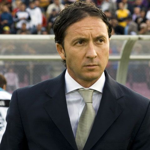 Mihai Stoica: "Fanii Rapidului chiar vor să facă sex cu familia mea, dar ea nu vrea"