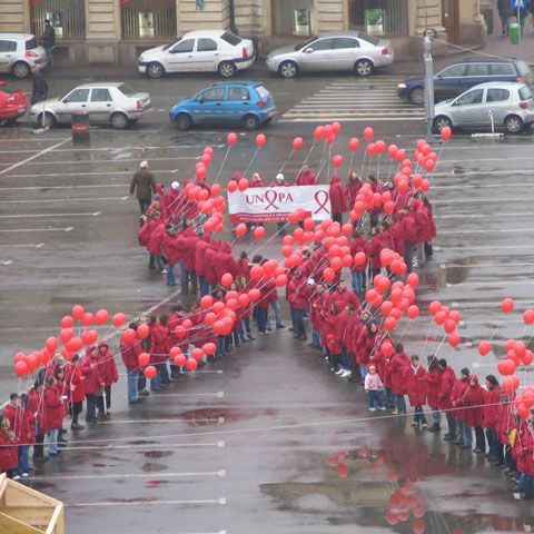  Bolnavii de SIDA ameninţă că vor ieşi în stradă dacă nu primesc medicamente
