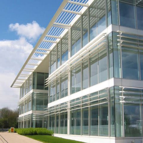 Exclusiv MONEY.RO: Chiria pentru spaţiile de birouri va mai scădea cu 10% în 2009 