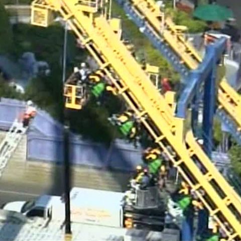 24 de persoane au fost blocate într-un carusel dintr-un parc din SUA 