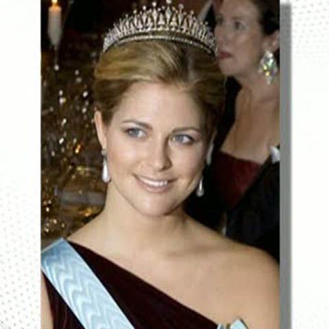 Cea mai sexy prinţesă s-a logodit