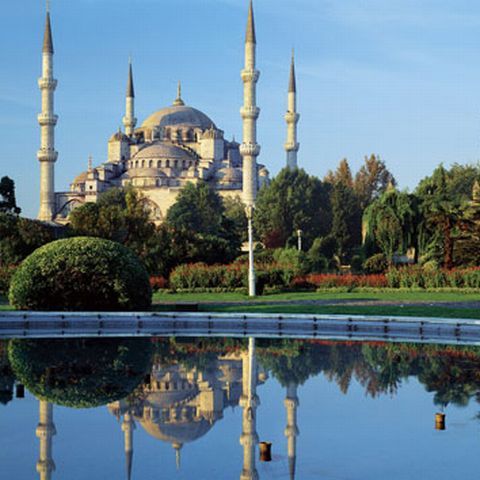 Seduşi de telenovelele turceşti, turiştii arabi iau cu asalt Turcia