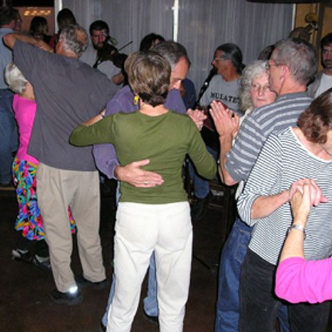 O primărie din judeţul Arad organizează "Balul şomerilor"