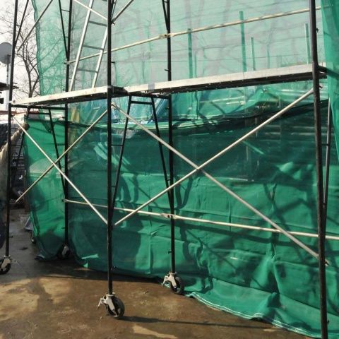 Un muncitor a murit pe un şantier din Bucureşti după ce a fost lovit de o bară metalică în cap - ATENŢIE IMAGINI ŞOCANTE!