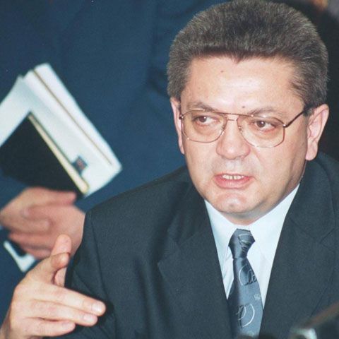 Ioan Rus către Mircea Geoană: Dumneavoastră puteţi impune un alt tip de dezbatere din care să apară şi soluţii anticriză