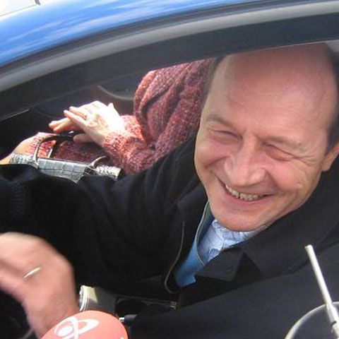 Băsescu: Am fost amendat pentru viteză excesivă anul trecut