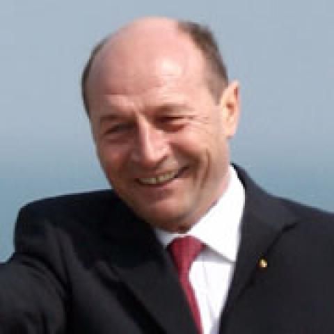 Băsescu despre absenţa sa de la Ziua Marinei: Anul ăsta am preferat Gorjul