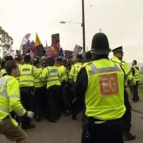 Manifestaţie antirasistă la reuniunea de vară a Partidului Naţional Britanic 
