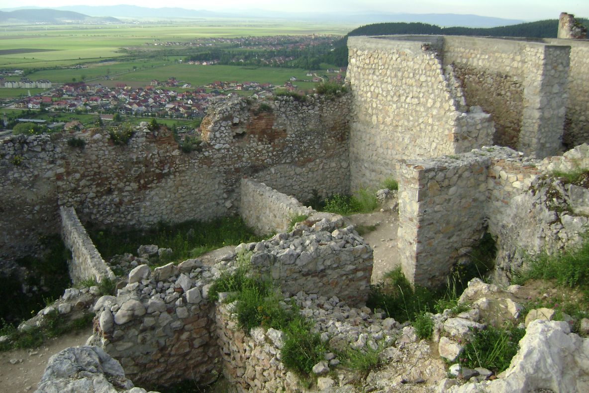 Moeciu - Cetatea Râşnov - Piatra Craiului