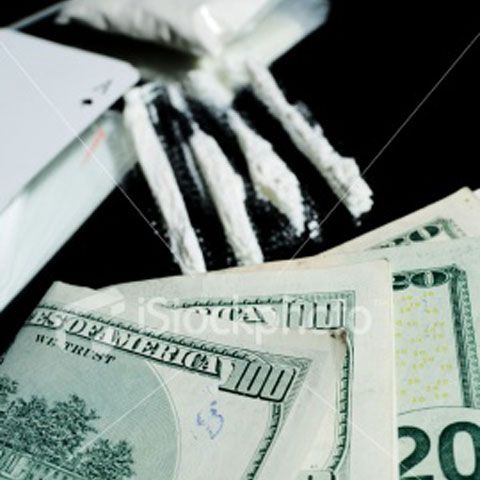 Aproape 90% dintre bancnotele americane au urme de cocaină