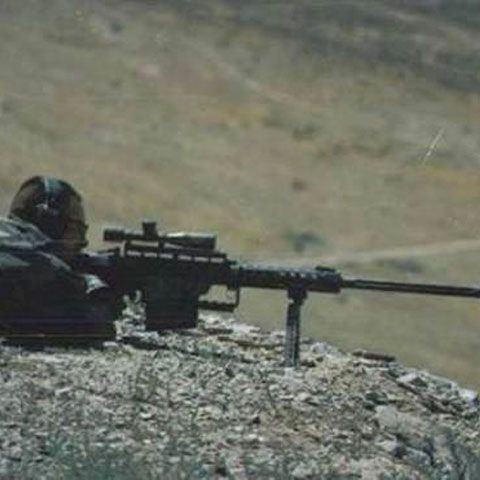 Poliţia germană caută un lunetist care trage asupra maşinilor noi transportate în camioane