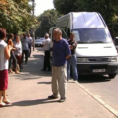 Control la microbuzele din Iaşi, după accidentul de vineri
