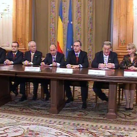 Cele trei proiecte ale educaţiei intră în dezbatere publică