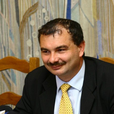 Miclea: Sunt diferenţe majore între ce am oferit noi şi ce oferă Codul Educaţiei