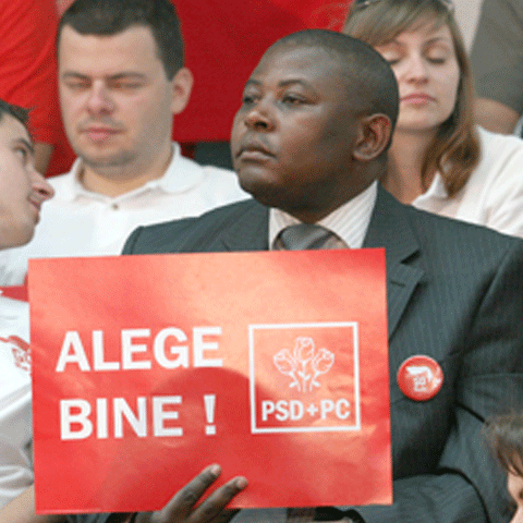 Gaston Bienvenu Mboumba Bakabana: I-am pregătit lui Băsescu o navă cu destinaţia Africa