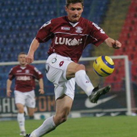 Vali Negru va evolua la Pandurii Târgu Jiu