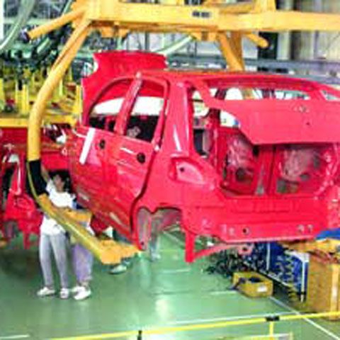 România figurează cu ajutor de stat ilegal, dat Automobile Craiova, în raportul CE despre concurenţă