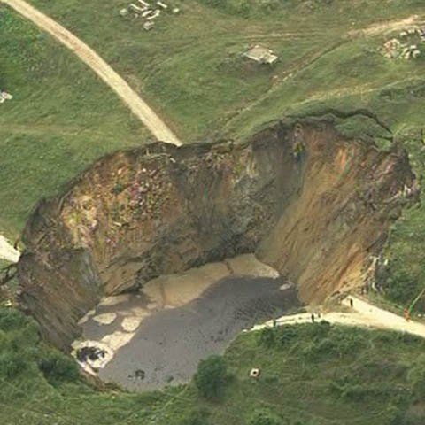 Corpul de Control al premierului verifică situaţia de la Ocnele Mari