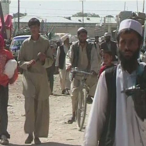 În Afganistan, aproape 17 milioane de oameni au fost aşteptaţi joi la urne pentru a-şi alege preşedintele 