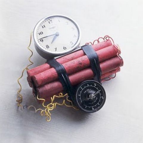 Un muncitor german se răzbună pe clienţii care nu l-au plătit punând bombe