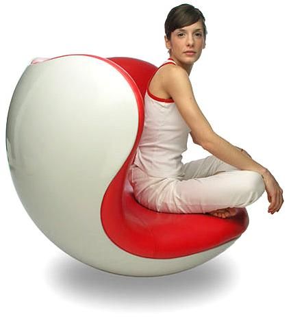 Sedentarismul la locul de muncă poate cauza afecţiuni ale coloanei vertebrale