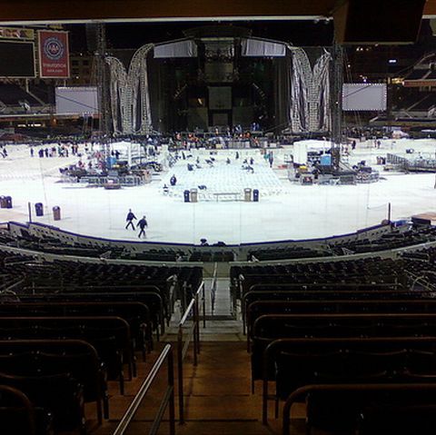 Au început pregătirile pentru concertul Madonnei!