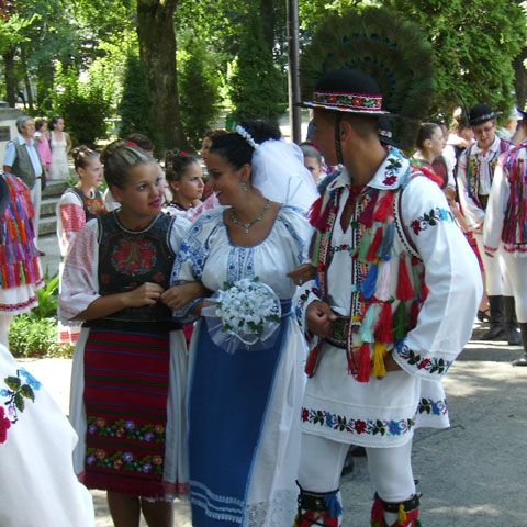 Festivalul Valea Gurghiului are loc şi în acest an, deşi primăriile din zonă nu au bani de salarii
