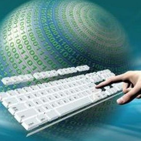 Patru chinezi au fost condamnaţi la 3 ani şi jumătate de închisoare pentru că au piratat Windows XP