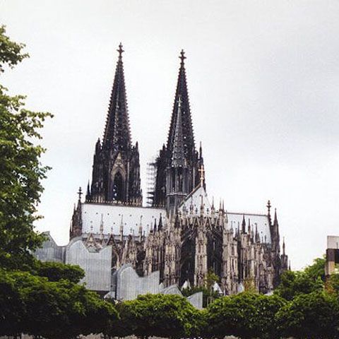 Peste 100 de profesori universitari din Germania sunt suspectaţi de corupţie