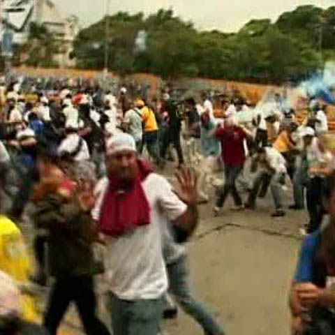 Legea educaţiei a scos protestatari în stradă, în Venezuela