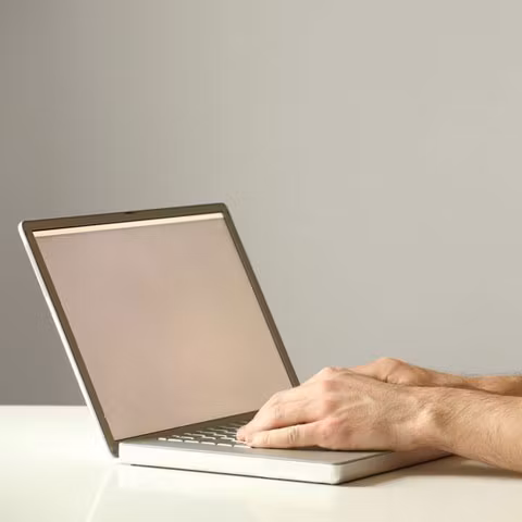 To blog or not to blog? 