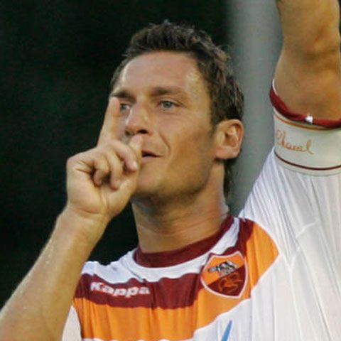 VIDEO / Totti a urcat pe locul 9 în clasamentul golgeterilor all-time din Serie A 