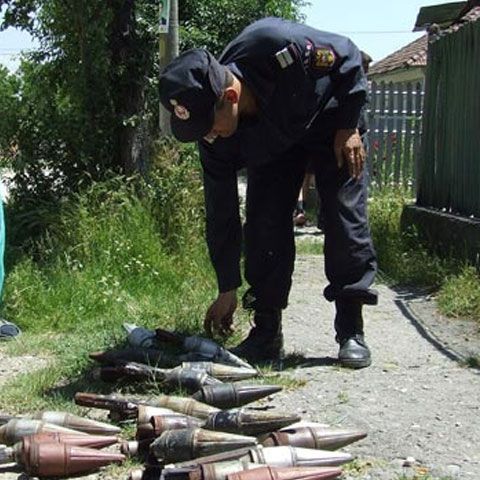 IPJ Vâlcea are în lucru un dosar care vizează distrugerea unei cantităţi de explozibil la Uzina Mecanică Băbeni