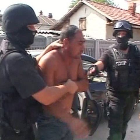 Liderul comunităţii romilor din Caracal a fost schimbat din funcţie din cauza scandalului din oraş