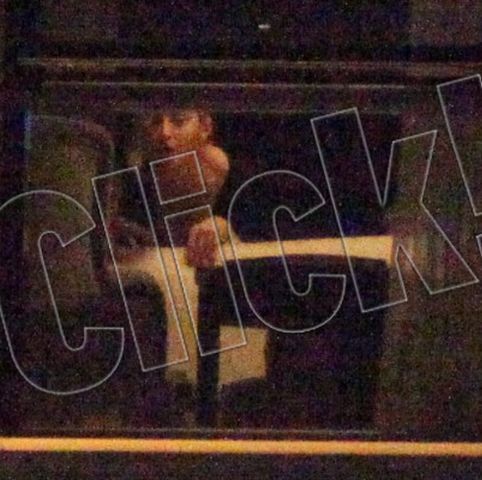 Imagini cu Madonna în camera de hotel - VEZI FOTO