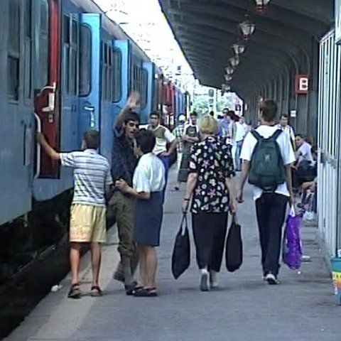 Peste 10.700 de angajaţi de la CFR ar putea fi disponibilizaţi