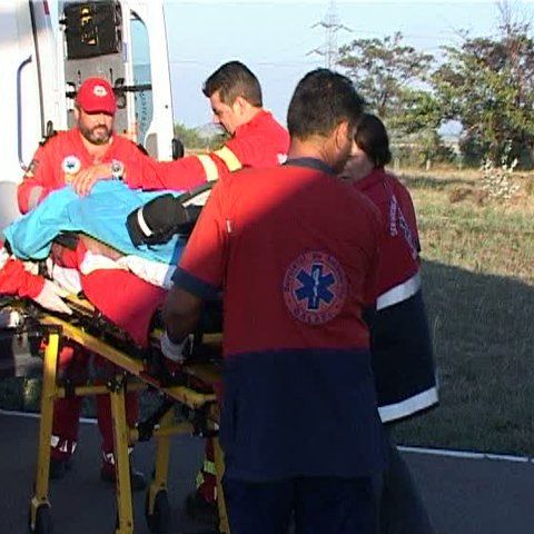 Un bărbat dintr-o comună doljeană a fost împuşcat în picior de un poliţist, în timpul unui conflict