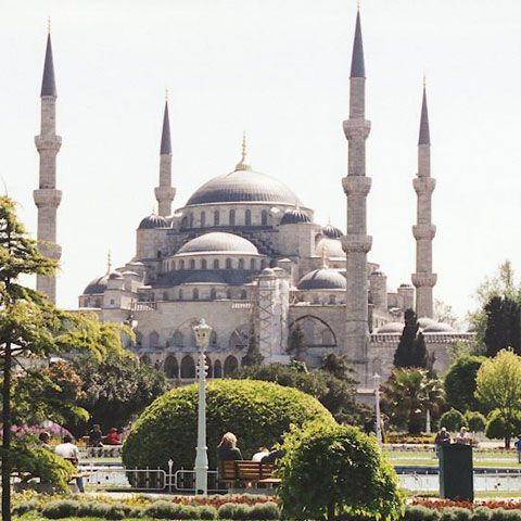 Turcia va ridica vizele pentru cetăţenii români, anunţă Diaconescu