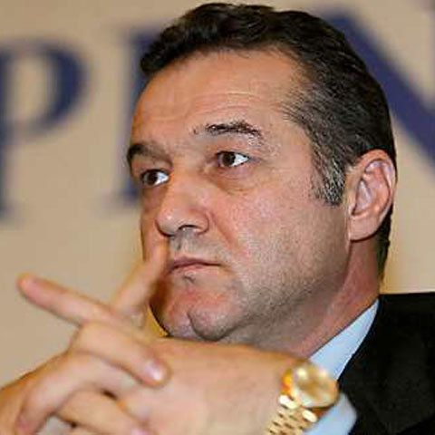 Becali: "Se vede clar că Steaua are cele mai mari şanse să câştige grupa"