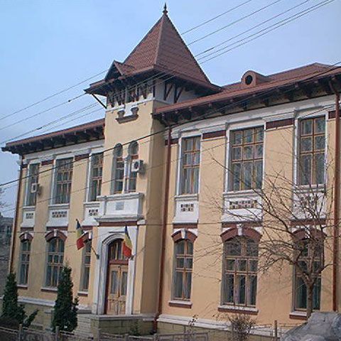 Două profesoare, implicate în cazul elevilor înecaţi la Eforie Sud, au fost excluse din învăţământ